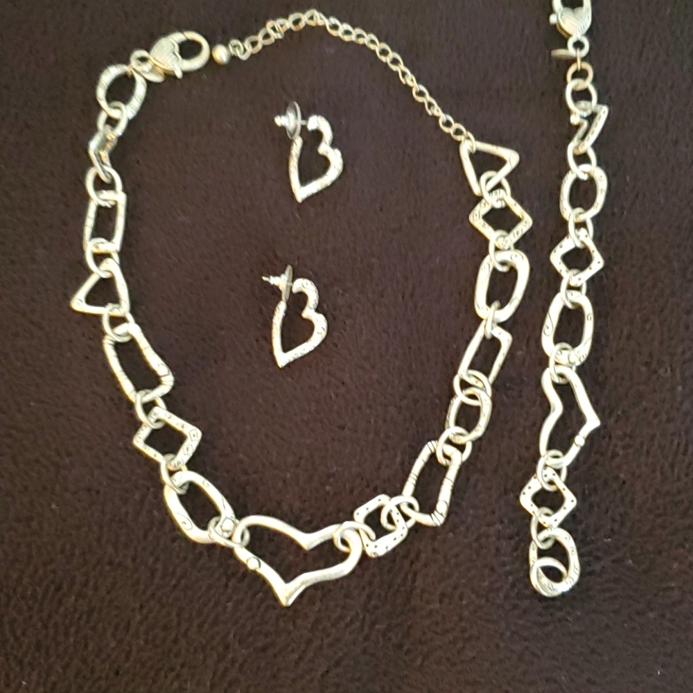 Chicos jewelry set. Necklace, earrings & bracelet